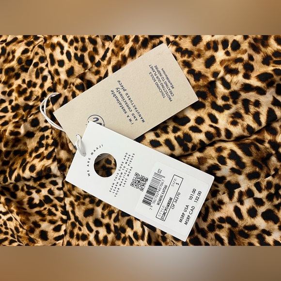 New MAAJI
Kaftan Cover-up - Picture 3 of 5